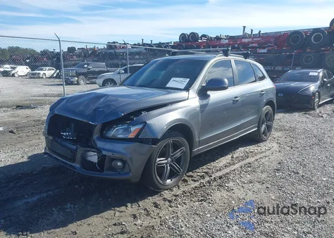 2012 Audi Q5 3.2 Premium z USA, uszkodzony, nr VIN WA1WKAFP9CA067798